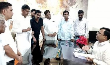 * रतलाम जिला प्रशासन द्वारा निकाला गया आदेश निरस्त करने की मांग *