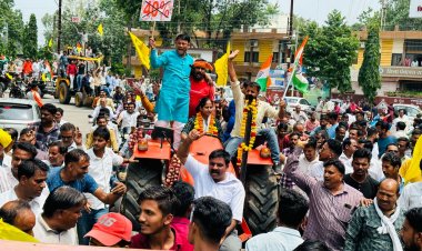 किसानो का गुस्सा, रैली  निकाली