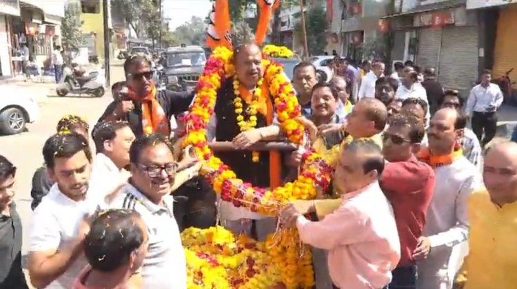 चैतन्य काश्यप का भव्य स्वागत काकानी सोशल वेलफेयर ने किया