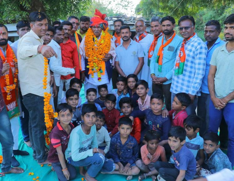 मथुरालाल डामर के जनसंपर्क मे उमड़ रहा जन सैलाब, गावों मे हो रहा भव्य स्वागत