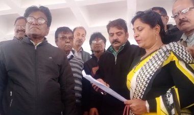 कर्मचारी मोर्चा ने मुख्यमंत्री एवं मुख्य सचिव के नाम 51 सूत्री मांगों का ज्ञापन सौंपा 