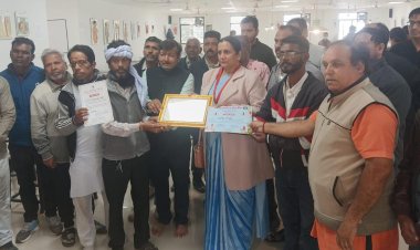 "डॉ लक्ष्मीनारायण पांडे मेडिकल कॉलेज रतलाम में वर्ष के पहले देहदानी बने  कृष्णपाल छप्री"