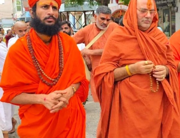 सुमधुर भजनों से गुंजायमान हुई भव्य श्री खाटू श्याम भजन संध्या