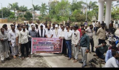 सदगुरु कबीर साहेब के सम्मान में कबीरपंथी मैदान में