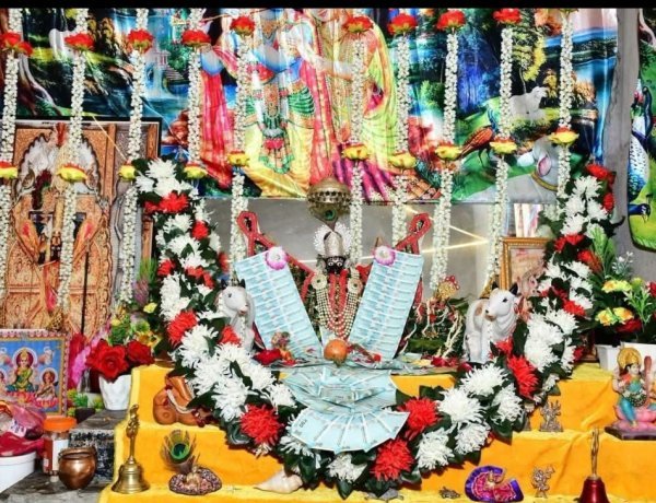 सांवलिया सेठ के पक्के मंदिर में विराजते ही बदला गांव का भाग्य