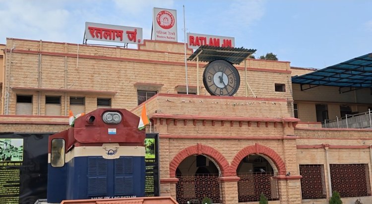 ट्रेन में यात्री असुरक्षित ,चोर चुस्त पुलिस सुस्त....